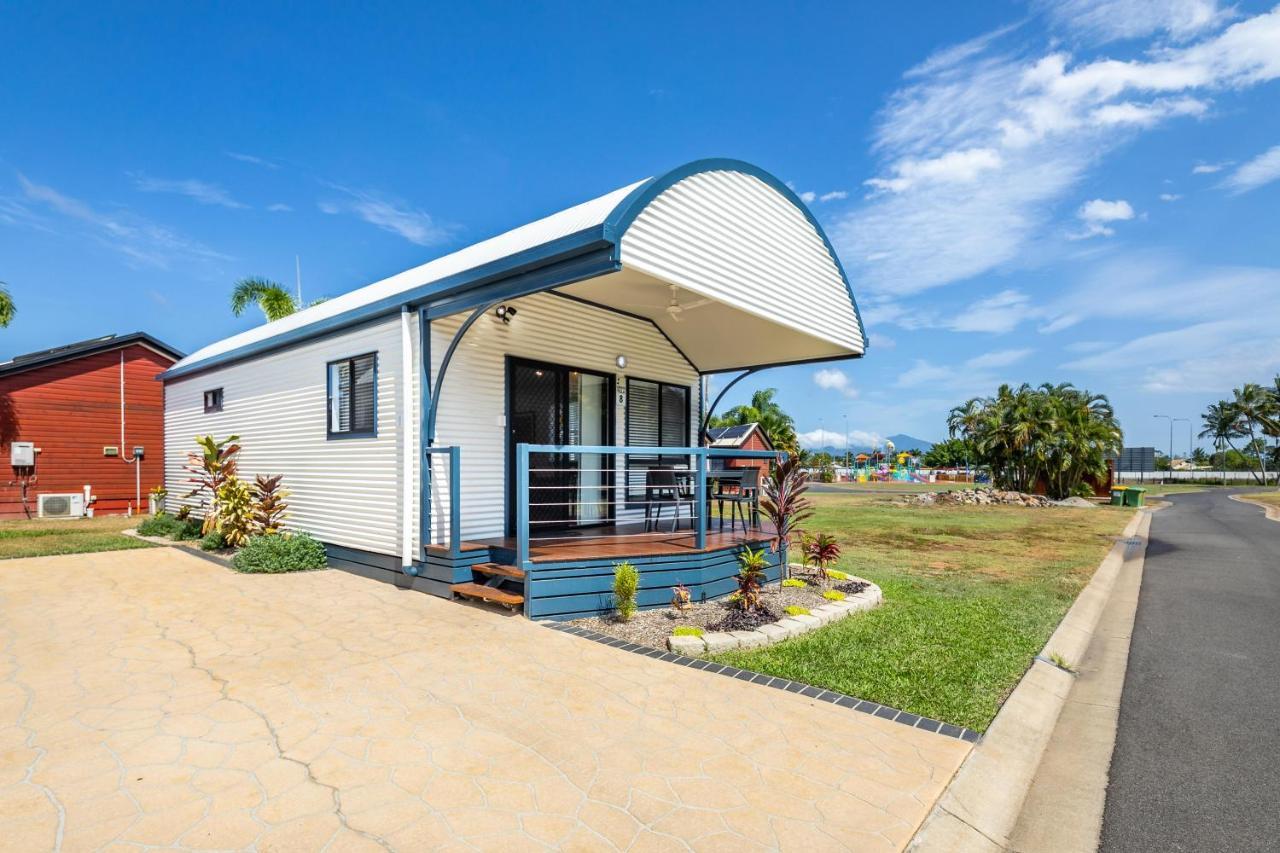 Ingenia Holidays Cairns Coconut Εξωτερικό φωτογραφία A typical park home