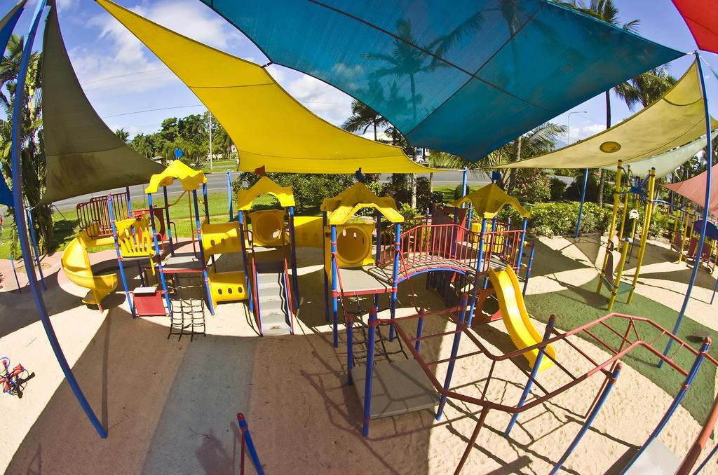 Ingenia Holidays Cairns Coconut Εξωτερικό φωτογραφία Playground at the University of Miami