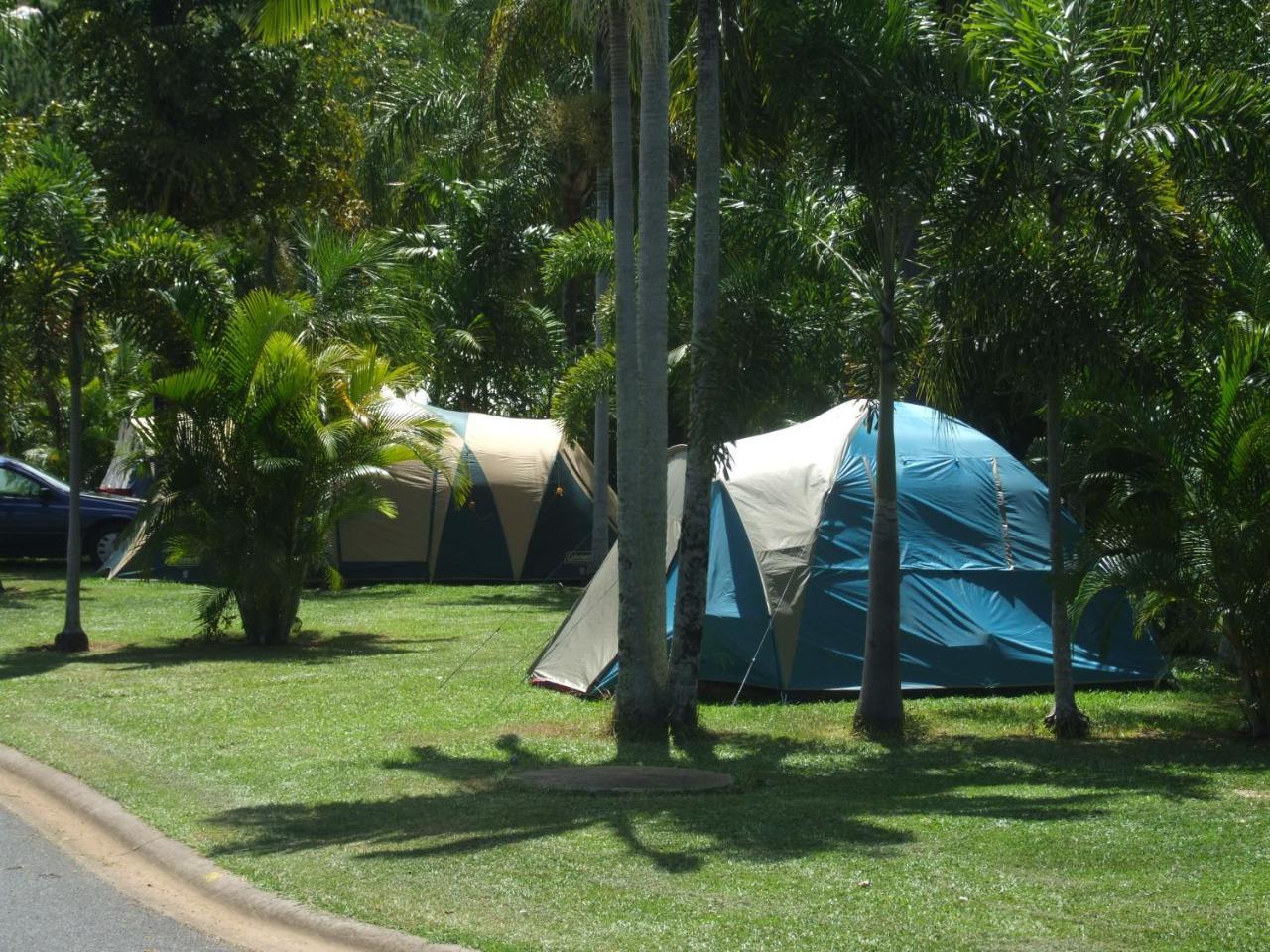 Ingenia Holidays Cairns Coconut Εξωτερικό φωτογραφία Camping at the park