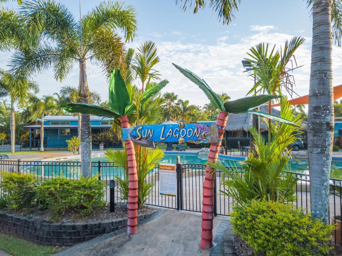 Ingenia Holidays Cairns Coconut Εξωτερικό φωτογραφία The entrance to the lagoon